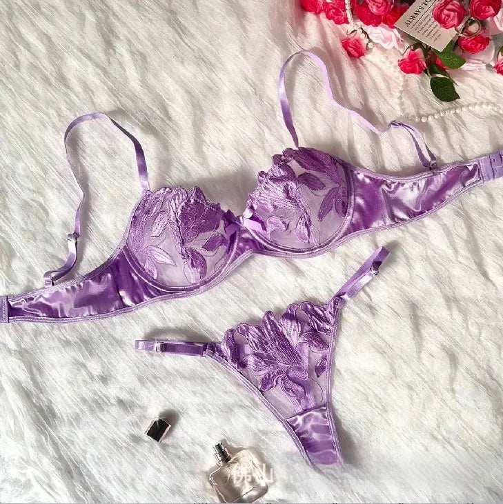 Sexy 2-Piece Floral Lace Lingerie Set - Underwire Bra & Garter Belt