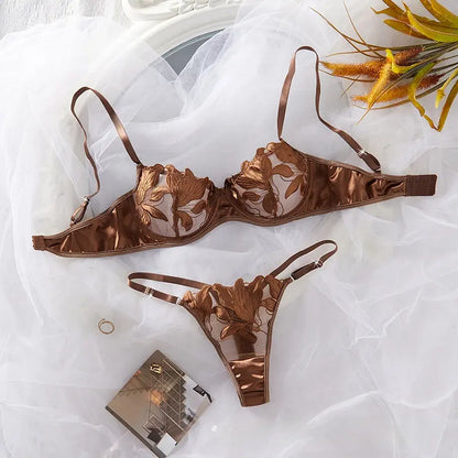 Sexy 2-Piece Floral Lace Lingerie Set - Underwire Bra & Garter Belt