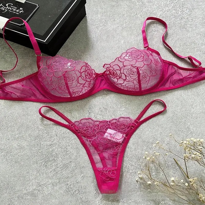 lingerie set material and shape detail