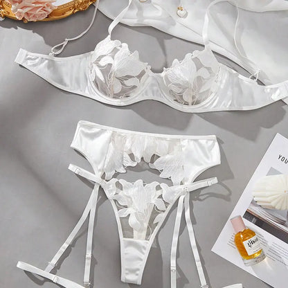 Sexy 3-Piece Floral Lace Lingerie Set - Underwire Bra & Garter Belt