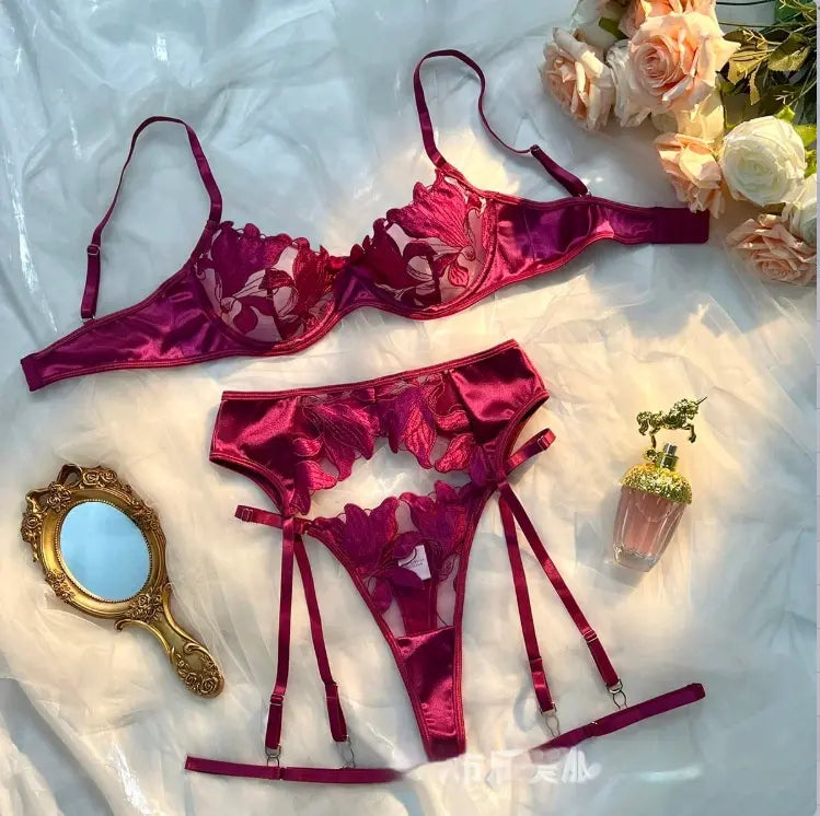 Sexy 3-Piece Floral Lace Lingerie Set - Underwire Bra & Garter Belt