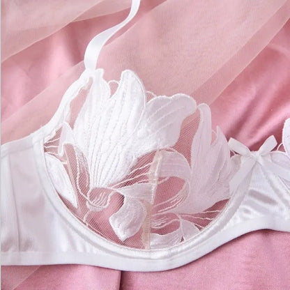 Sexy 2-Piece Floral Lace Lingerie Set - Underwire Bra & Garter Belt